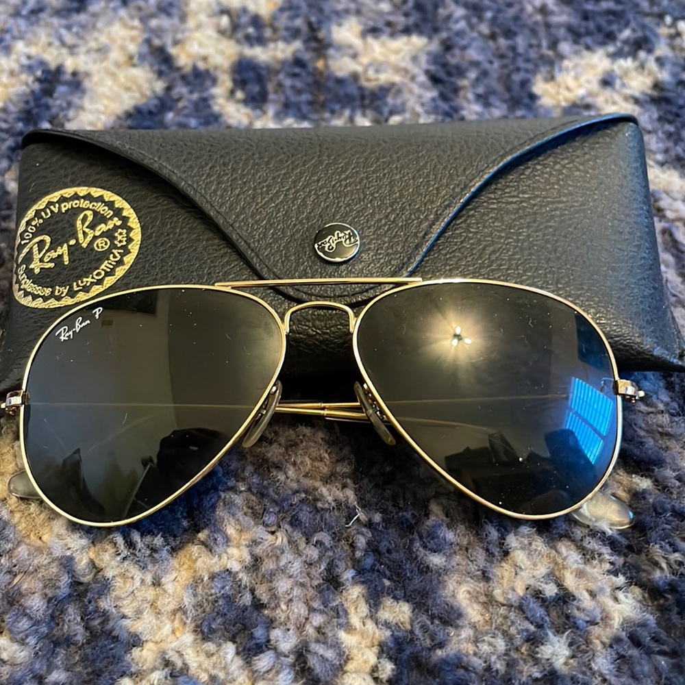 Ray-Ban Polarized Aviators - Gold Frame